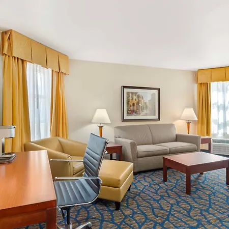 Best Western Plus Villa Del Lago Inn Patterson Exterior photo