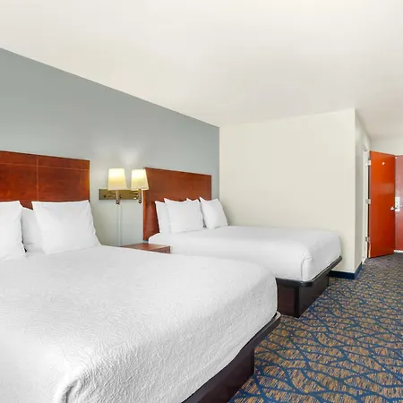 Best Western Plus Villa Del Lago Inn Patterson Exterior photo