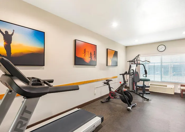 Best Western Plus Villa Del Lago Inn Patterson