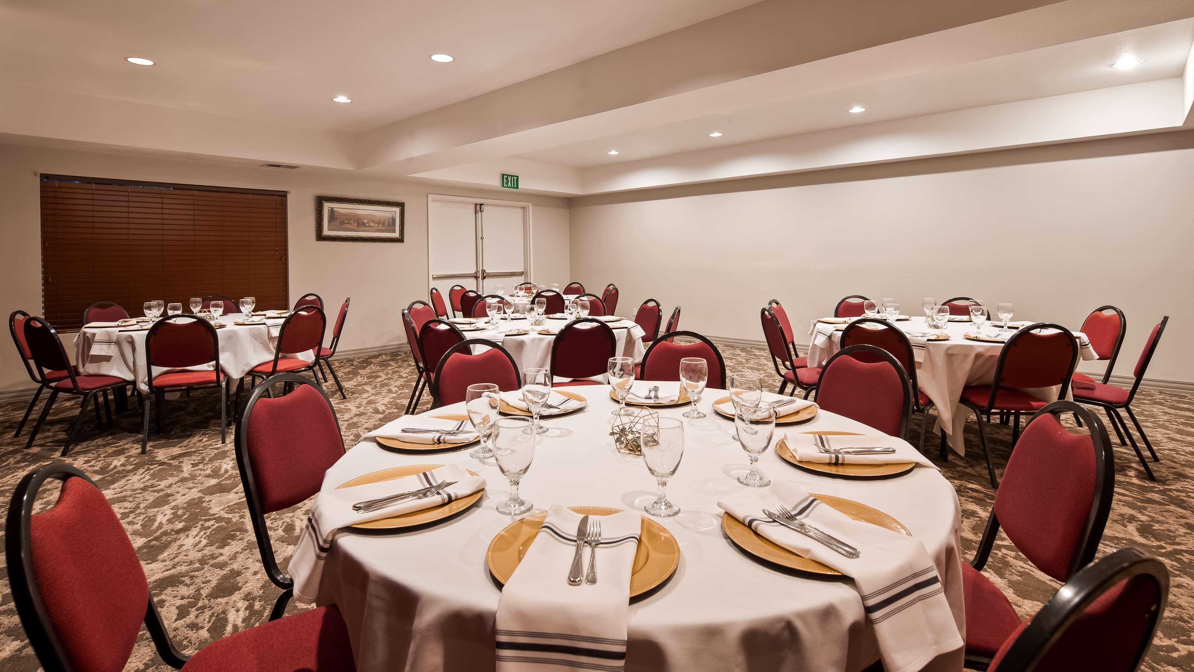 Western Del Hotel 3*